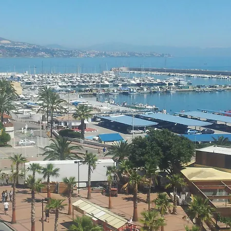 Апартаменты Inviting Apartment In Fuengirola - 100 M² With Sea View