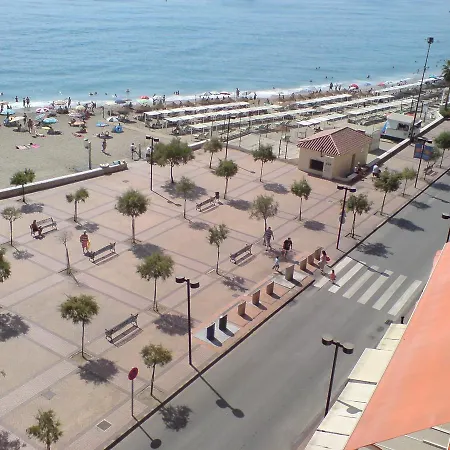 アパート Inviting Apartment In Fuengirola - 100 M² With Sea View フエンヒロラ