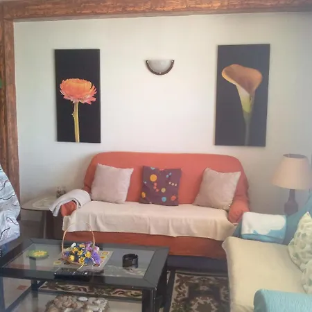 Inviting Apartment In Fuengirola - 100 M² With Sea View フエンヒロラ