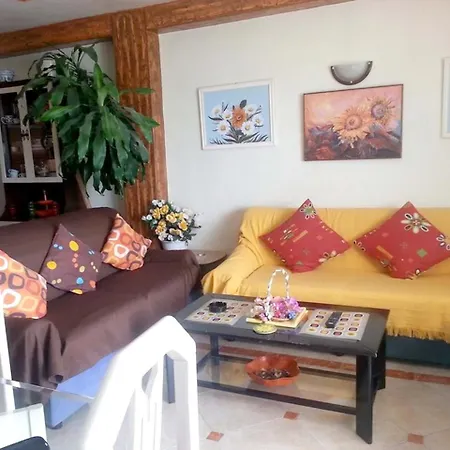 Inviting Apartment In Fuengirola - 100 M² With Sea View *