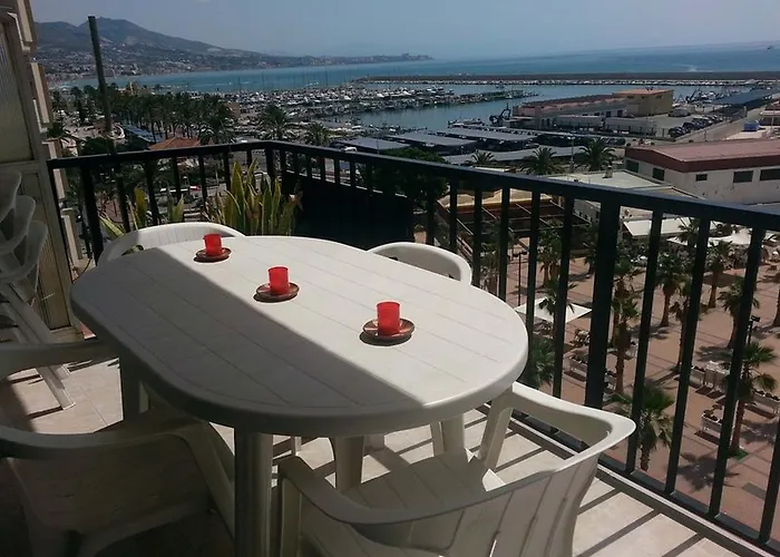 Apartamento Inviting Apartment In Fuengirola - 100 M² With Sea View *