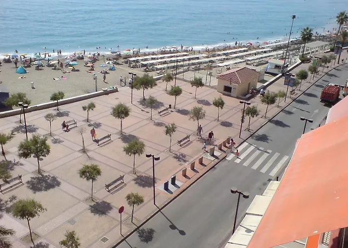 Apartamento Inviting Apartment In Fuengirola - 100 M² With Sea View Fuengirola