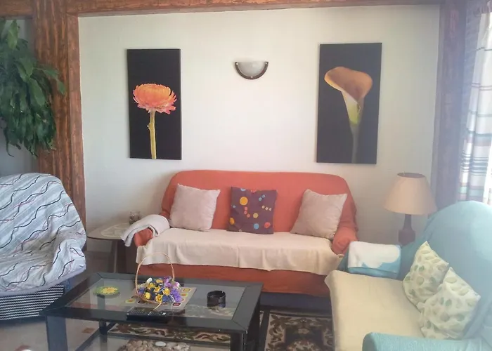 Inviting Apartment In Fuengirola - 100 M² With Sea View Fuengirola