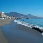 Διαμέρισμα Inviting Apartment In Fuengirola - 100 M² With Sea View *
