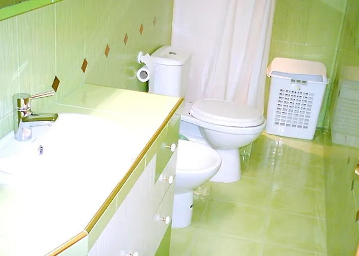 Inviting Apartment In Fuengirola - 100 M² With Sea View *